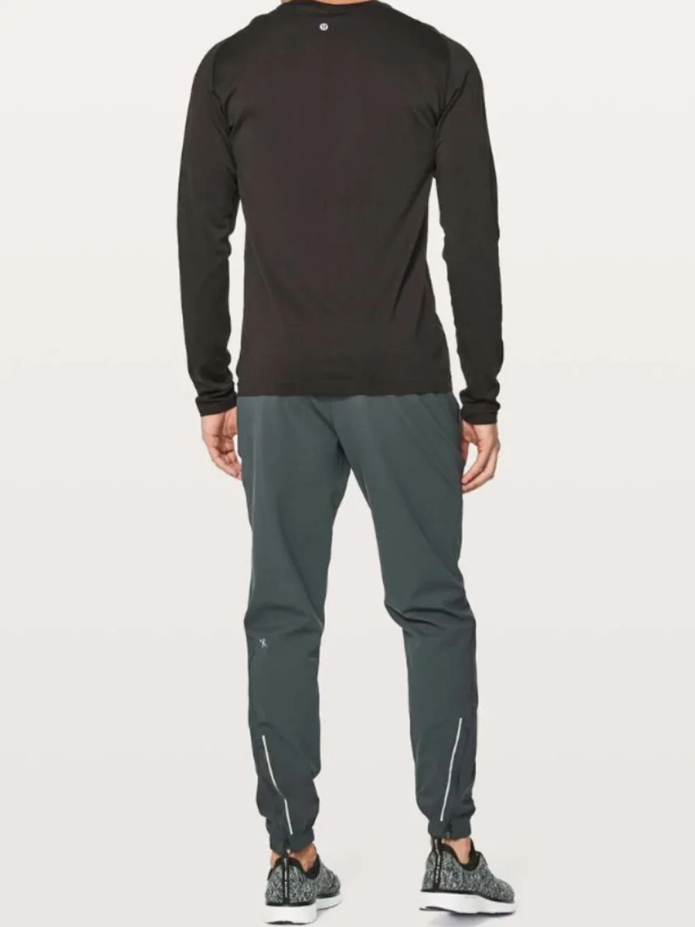 Lululemon Men's Large Surge Jogger Pant 29